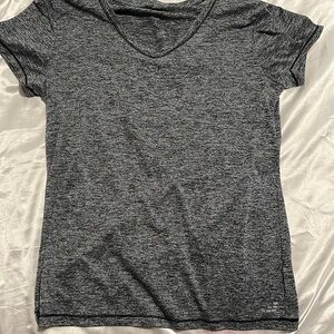Grey workout shirt.